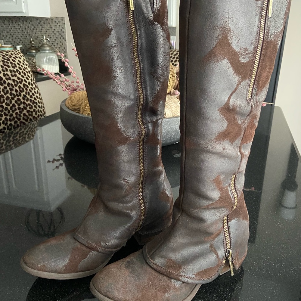 Donald J Pliner tall distressed leather boots